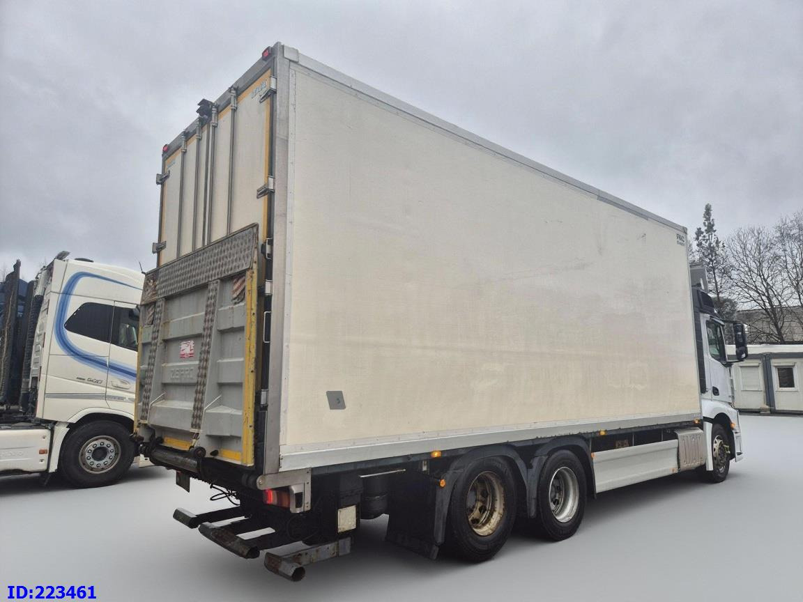 MERCEDES-BENZ Actros 2653 Thermoking 10 wheel - Kühlkoffer LKW: das Bild 2 MERCEDES-BENZ Actros 2653 Thermoking 10 wheel - Kühlkoffer LKW: das Bild 2