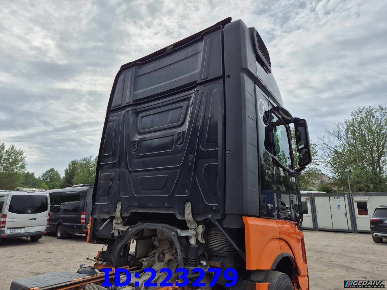 MERCEDES-BENZ Actros 3563 8×4 ( Steering axle) - Fahrgestell LKW: das Bild 5 MERCEDES-BENZ Actros 3563 8×4 ( Steering axle) - Fahrgestell LKW: das Bild 5