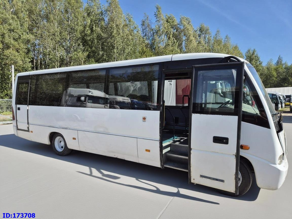 MERCEDES-BENZ Medio 30 Seat - Kleinbus, Reisebus: das Bild 5 MERCEDES-BENZ Medio 30 Seat - Kleinbus, Reisebus: das Bild 5