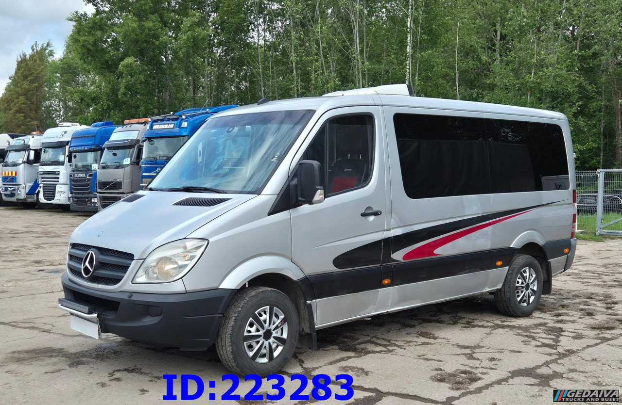 MERCEDES-BENZ Sprinter 313 - Kasten VIP -Euro5 - Reisebus: das Bild 1 MERCEDES-BENZ Sprinter 313 - Kasten VIP -Euro5 - Reisebus: das Bild 1