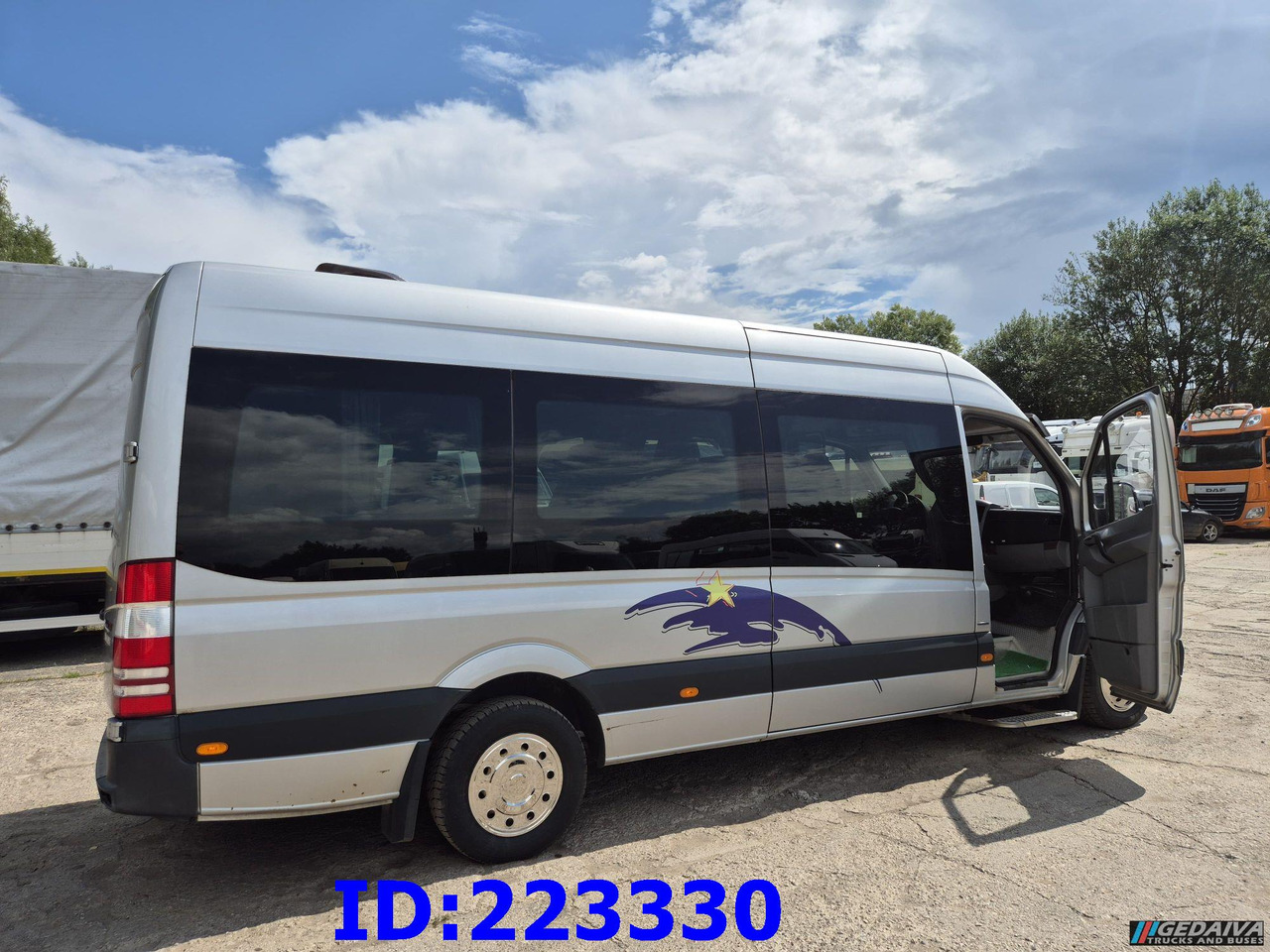 MERCEDES-BENZ Sprinter 313 VIP 14Place Euro5 - Reisebus: das Bild 4 MERCEDES-BENZ Sprinter 313 VIP 14Place Euro5 - Reisebus: das Bild 4