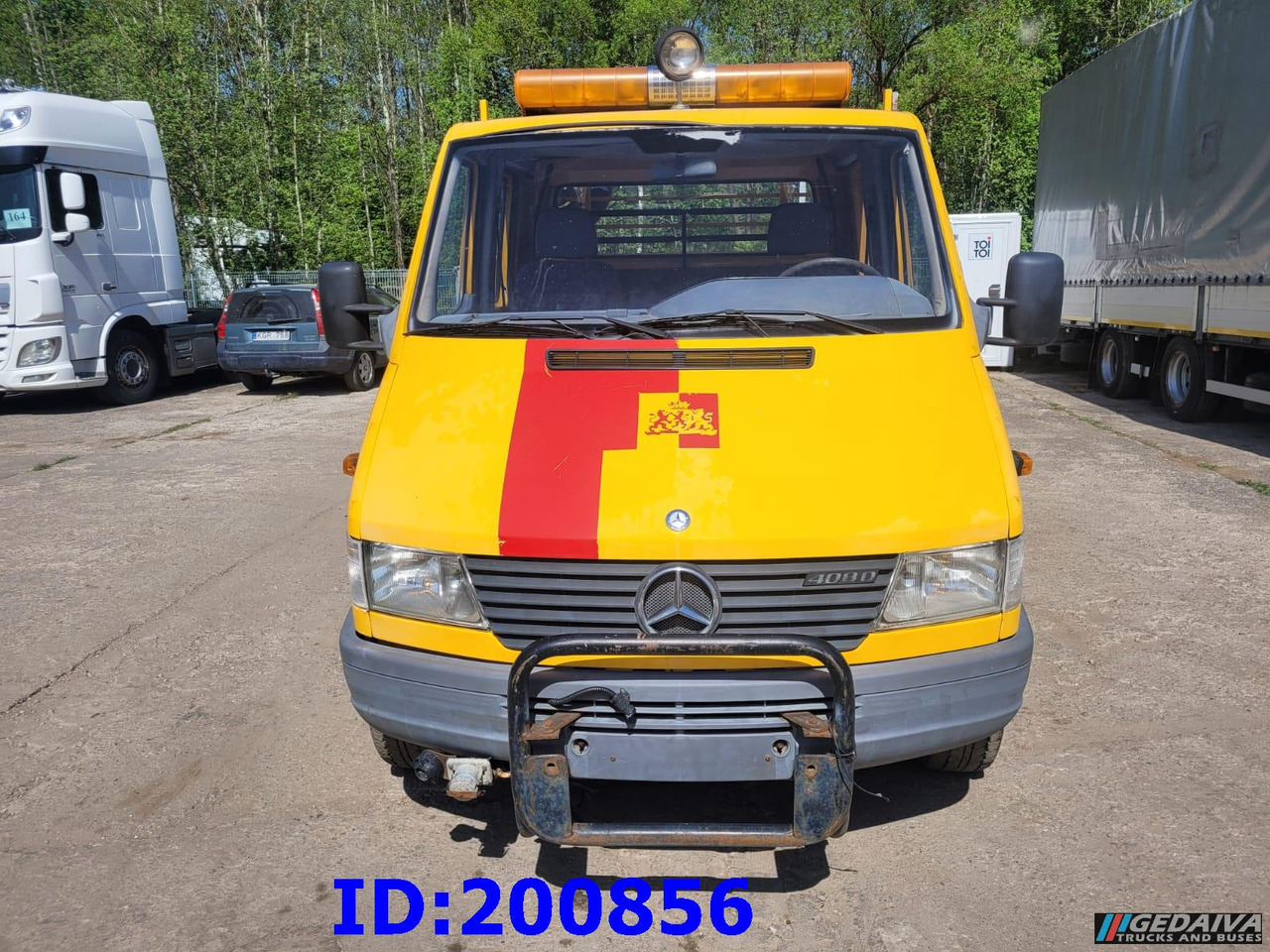 MERCEDES-BENZ Sprinter 408D - 5 Seater - Pritsche LKW: das Bild 2 MERCEDES-BENZ Sprinter 408D - 5 Seater - Pritsche LKW: das Bild 2