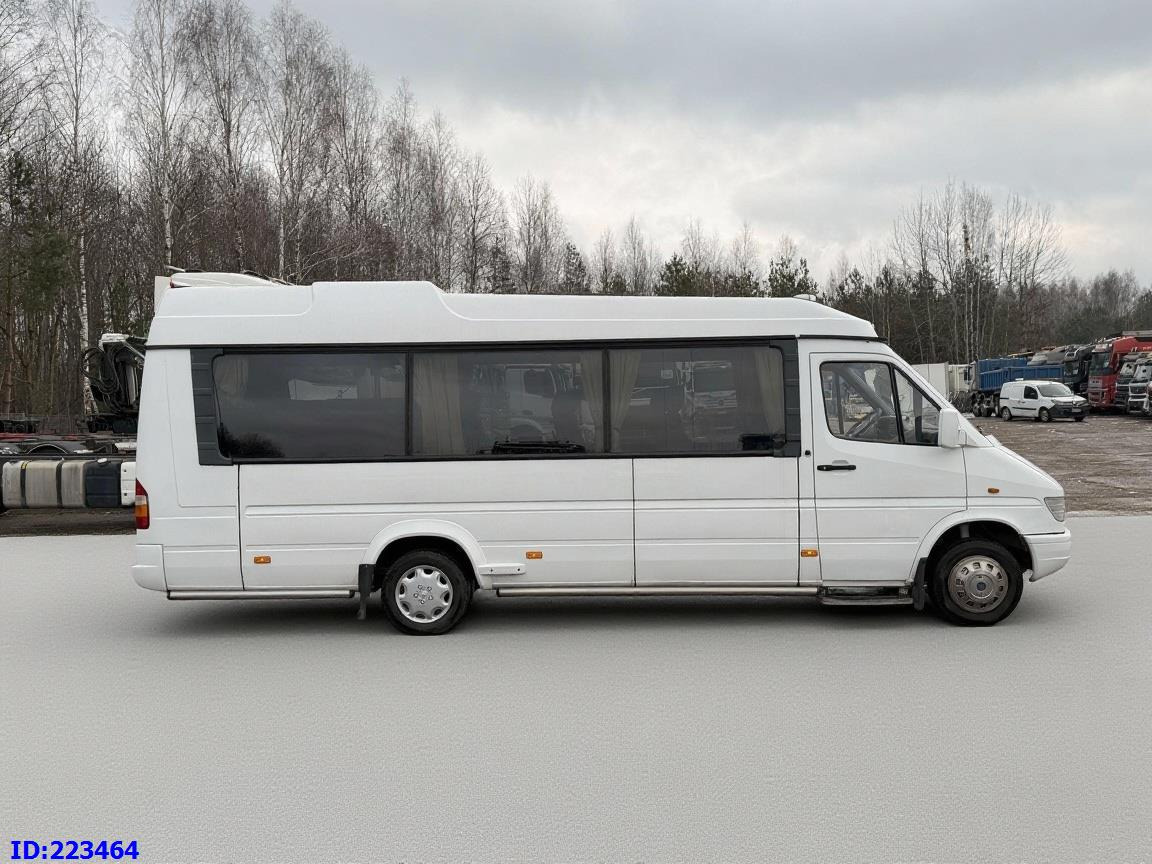 MERCEDES-BENZ Sprinter 412 VIP XXL 18-places - Reisebus: das Bild 5 MERCEDES-BENZ Sprinter 412 VIP XXL 18-places - Reisebus: das Bild 5