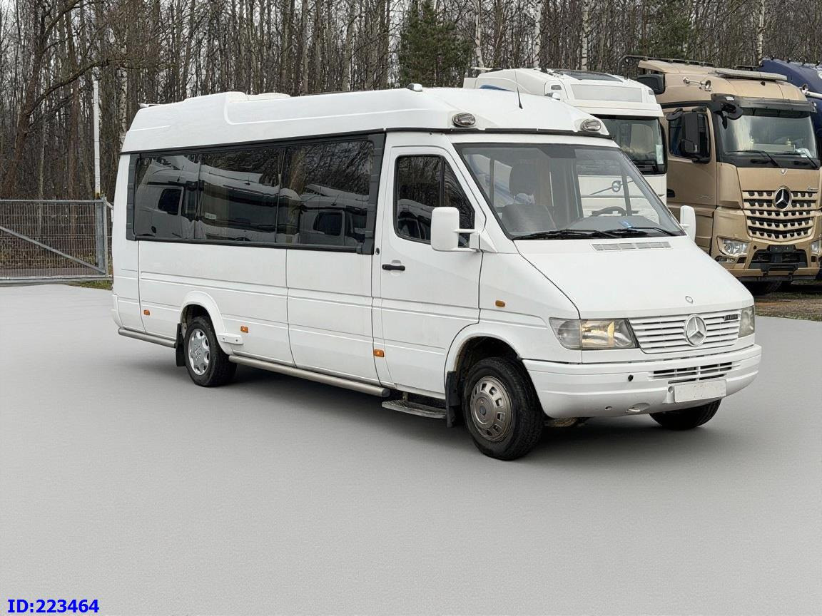 MERCEDES-BENZ Sprinter 412 VIP XXL 18-places - Reisebus: das Bild 4 MERCEDES-BENZ Sprinter 412 VIP XXL 18-places - Reisebus: das Bild 4