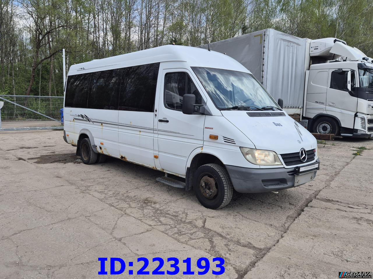 MERCEDES-BENZ Sprinter 416 VIP AC 17-seater - Reisebus: das Bild 3 MERCEDES-BENZ Sprinter 416 VIP AC 17-seater - Reisebus: das Bild 3
