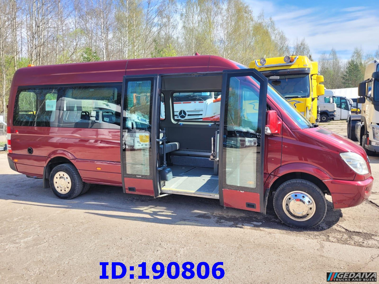 MERCEDES-BENZ Sprinter 518 - 22 Place - Linienbus: das Bild 5 MERCEDES-BENZ Sprinter 518 - 22 Place - Linienbus: das Bild 5