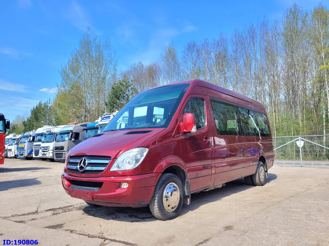 MERCEDES-BENZ Sprinter 518 - 22 Place - Linienbus: das Bild 1 MERCEDES-BENZ Sprinter 518 - 22 Place - Linienbus: das Bild 1