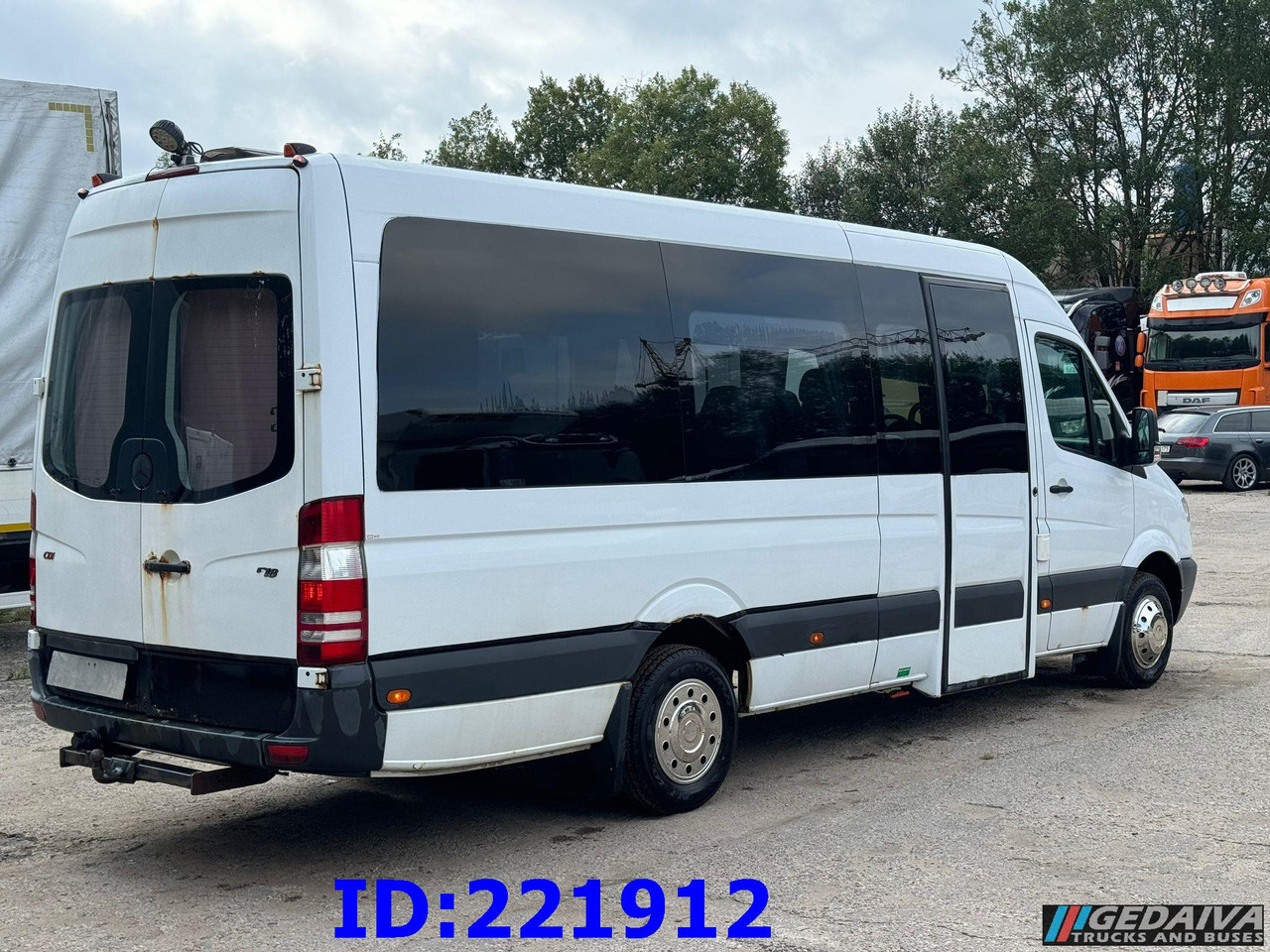 MERCEDES-BENZ Sprinter 518 VIP 17-Place - Reisebus: das Bild 5 MERCEDES-BENZ Sprinter 518 VIP 17-Place - Reisebus: das Bild 5