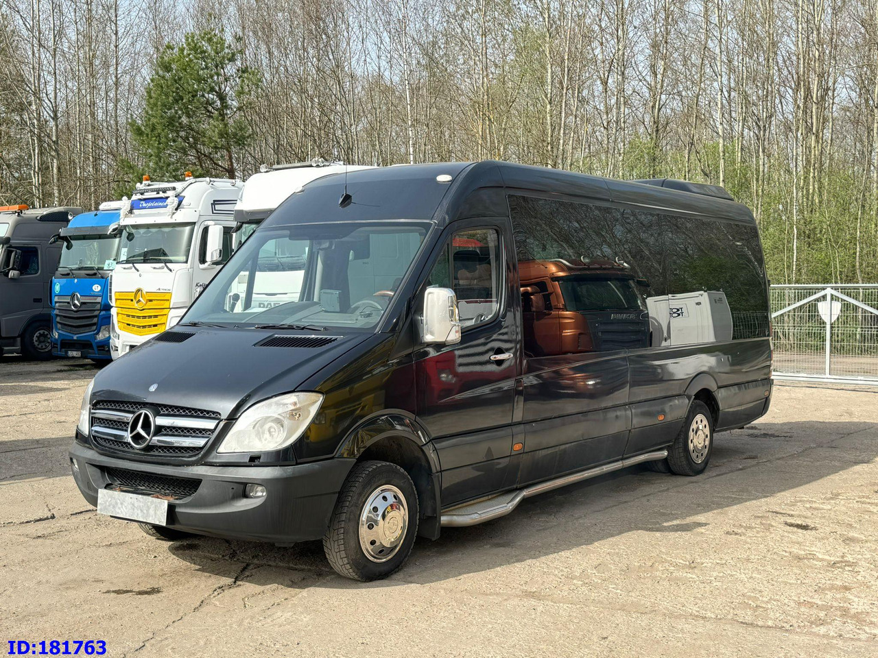 MERCEDES-BENZ Sprinter 518 - VIP - 17 Seater - Reisebus: das Bild 1 MERCEDES-BENZ Sprinter 518 - VIP - 17 Seater - Reisebus: das Bild 1