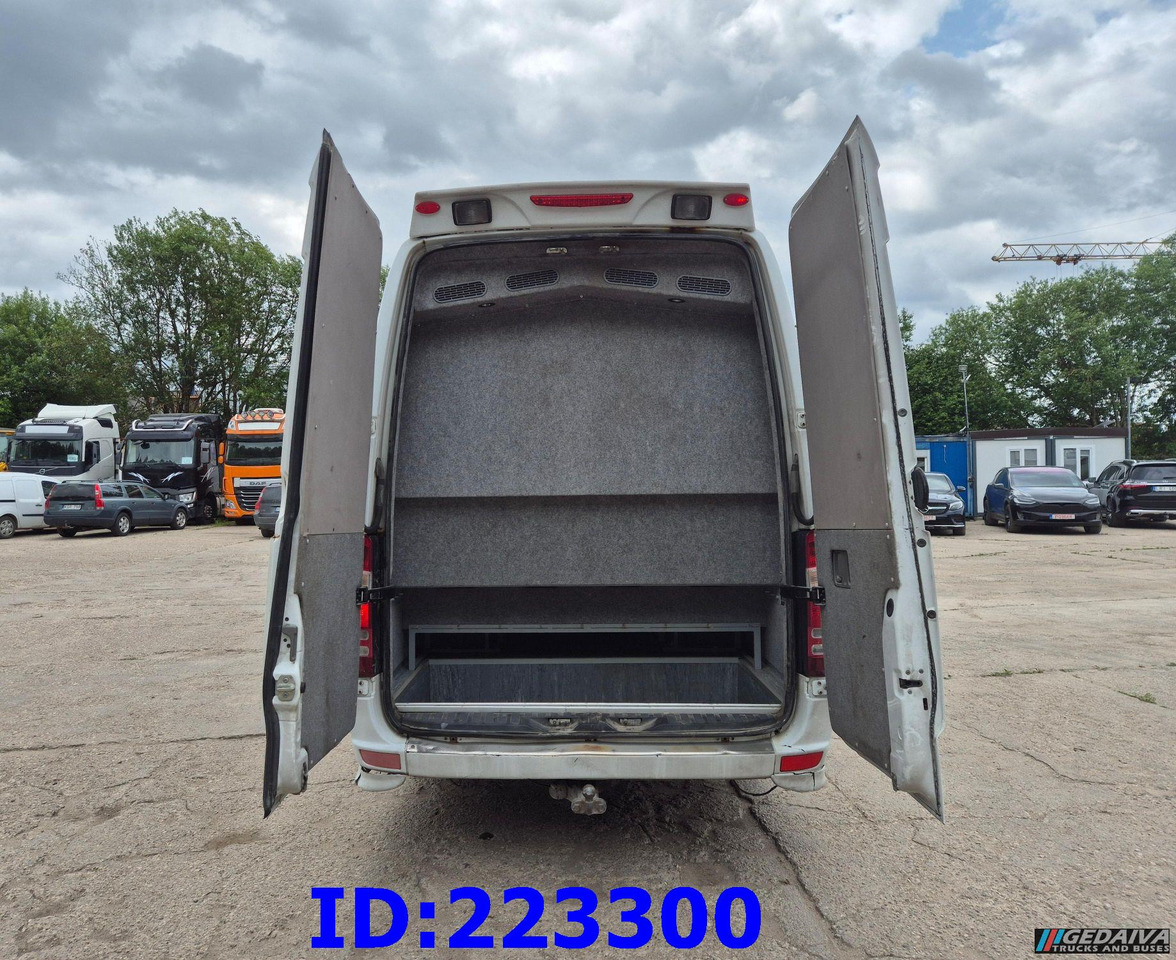 MERCEDES-BENZ Sprinter 518 VIP - 17 Seater - Reisebus: das Bild 5 MERCEDES-BENZ Sprinter 518 VIP - 17 Seater - Reisebus: das Bild 5