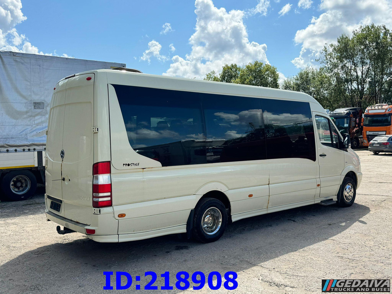 MERCEDES-BENZ Sprinter 519 VIP 18-Place Prostyle Euro5 - Reisebus: das Bild 5 MERCEDES-BENZ Sprinter 519 VIP 18-Place Prostyle Euro5 - Reisebus: das Bild 5