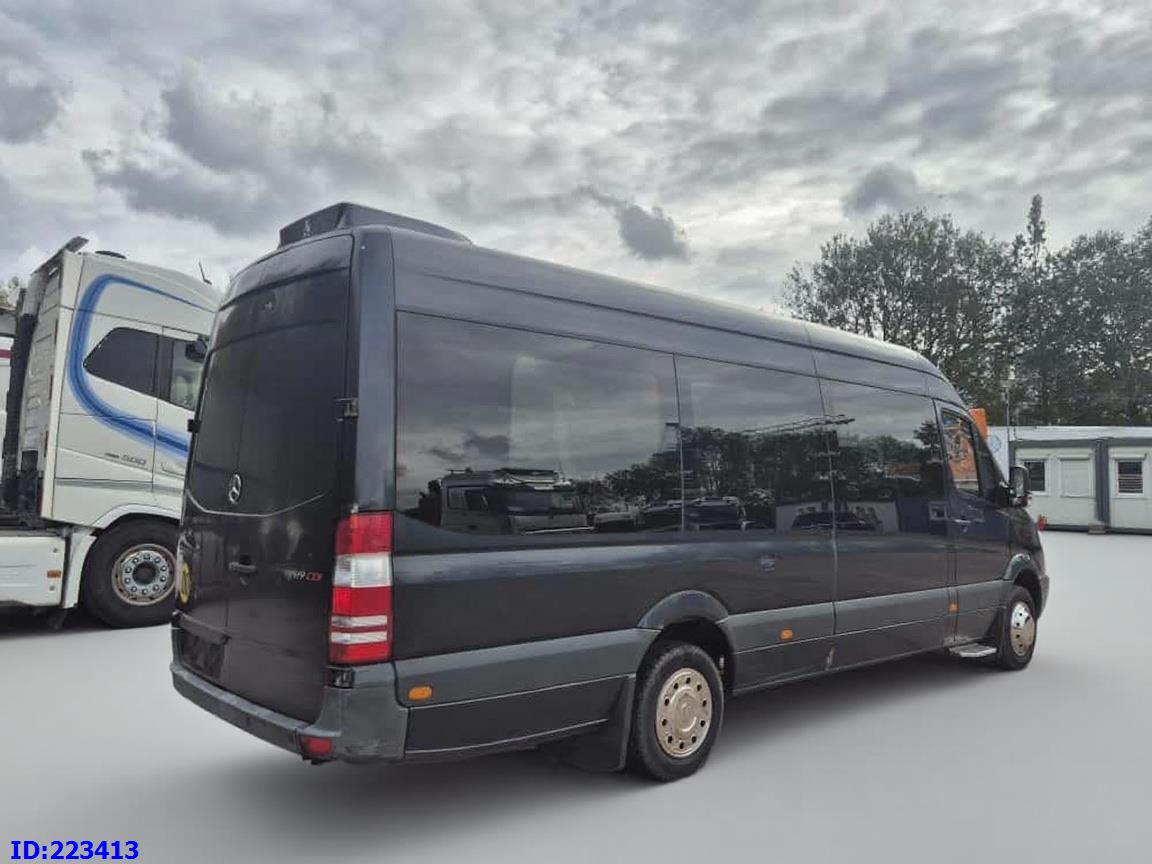 MERCEDES-BENZ Sprinter 519 VIP - 20 Seater - Euro 5 - Kleinbus, Personentransporter: das Bild 4 MERCEDES-BENZ Sprinter 519 VIP - 20 Seater - Euro 5 - Kleinbus, Personentransporter: das Bild 4