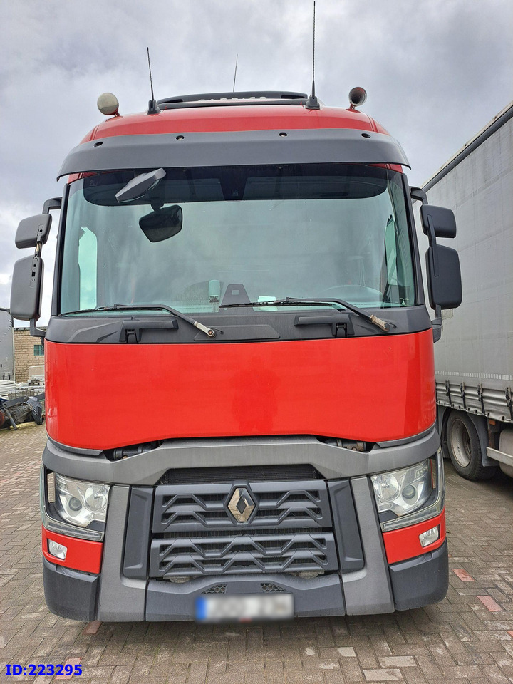 RENAULT T 6x2 Euro 6 Refrigerated + Carrier Supra - Kühlkoffer LKW: das Bild 2 RENAULT T 6x2 Euro 6 Refrigerated + Carrier Supra - Kühlkoffer LKW: das Bild 2