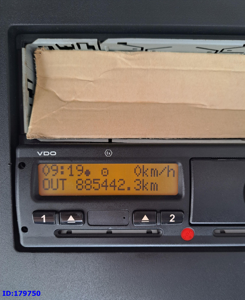 Sattelzugmaschine MERCEDES-BENZ Actros 1843 Euro6: das Bild 13