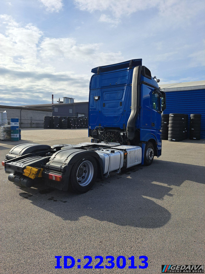 MERCEDES-BENZ Actros 1845 - Mega - Euro6 - Sattelzugmaschine: das Bild 4 MERCEDES-BENZ Actros 1845 - Mega - Euro6 - Sattelzugmaschine: das Bild 4