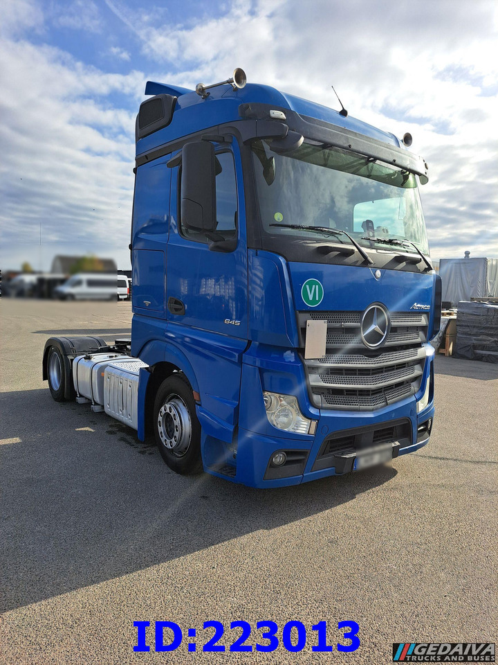 MERCEDES-BENZ Actros 1845 - Mega - Euro6 - Sattelzugmaschine: das Bild 2 MERCEDES-BENZ Actros 1845 - Mega - Euro6 - Sattelzugmaschine: das Bild 2