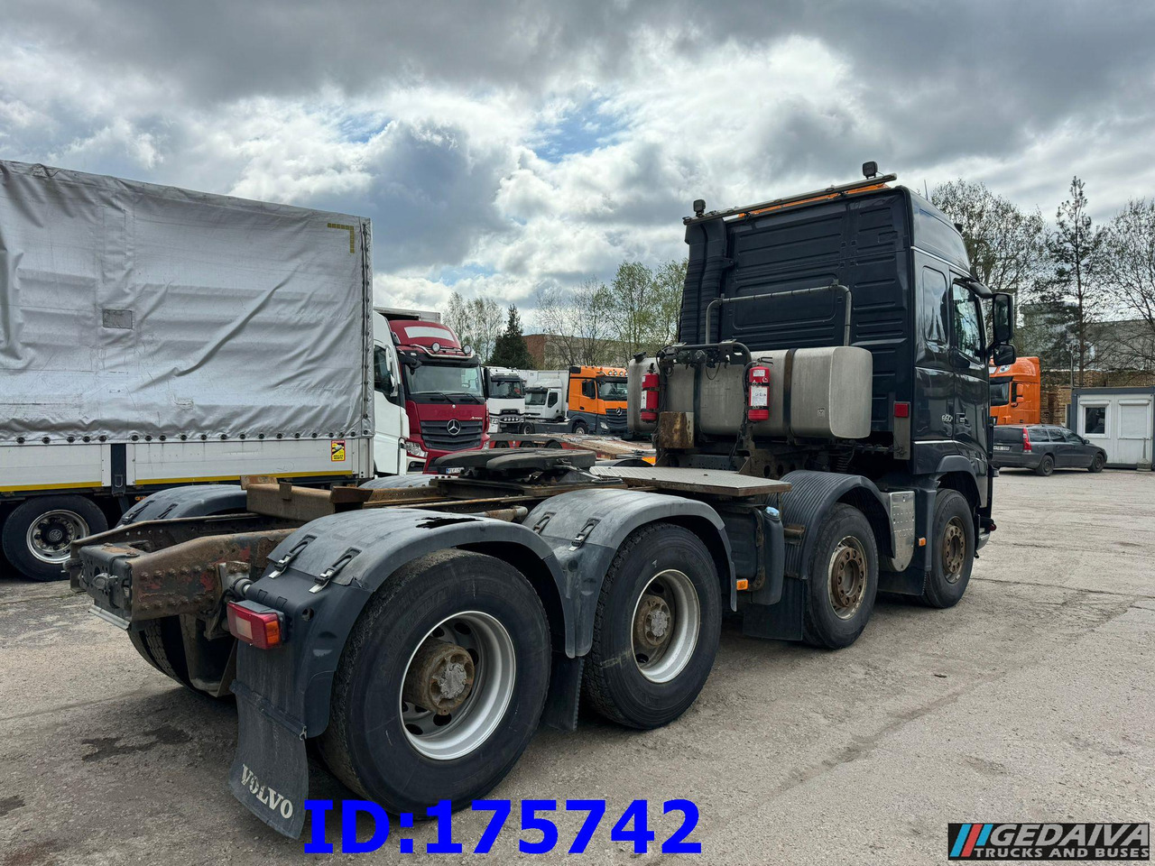 VOLVO FH16 660HP 8x4 - Sattelzugmaschine: das Bild 5 VOLVO FH16 660HP 8x4 - Sattelzugmaschine: das Bild 5