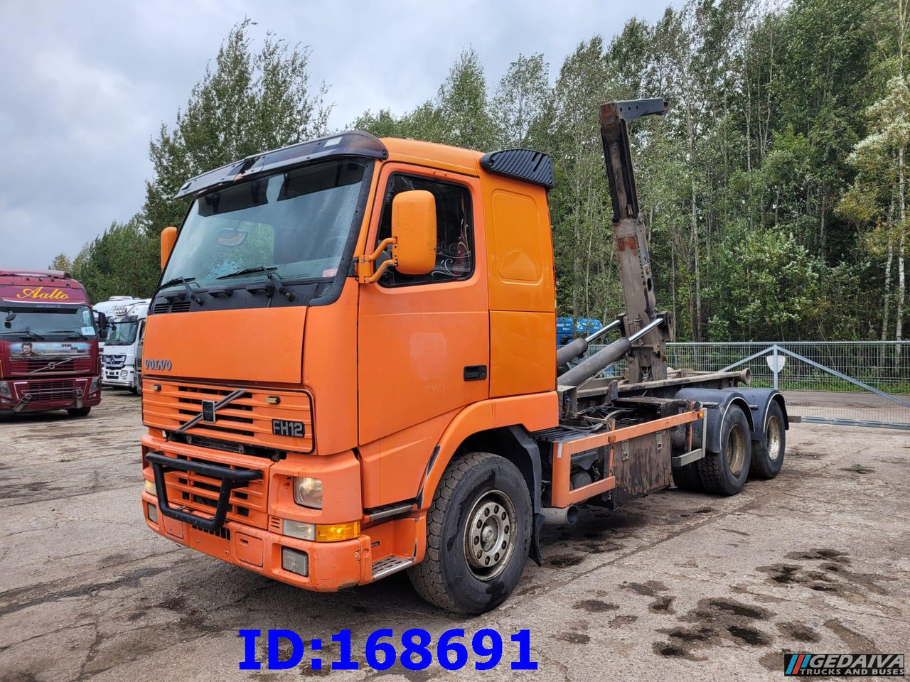 VOLVO FH12 380HP 6x2 10tyre Hook Tipper - Abrollkipper: das Bild 1 VOLVO FH12 380HP 6x2 10tyre Hook Tipper - Abrollkipper: das Bild 1