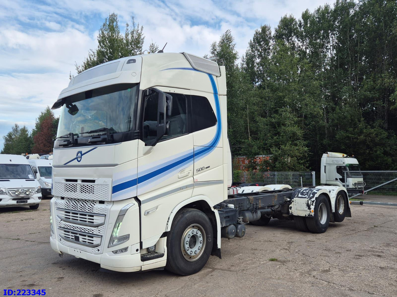 VOLVO FH13 500HP 6x2 10 tyre - New generation - Fahrgestell LKW: das Bild 1 VOLVO FH13 500HP 6x2 10 tyre - New generation - Fahrgestell LKW: das Bild 1