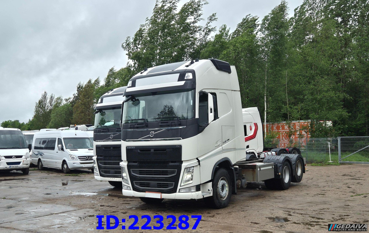 VOLVO FH13 540HP - 10 tyre (2pcs. available) - Fahrgestell LKW: das Bild 4 VOLVO FH13 540HP - 10 tyre (2pcs. available) - Fahrgestell LKW: das Bild 4