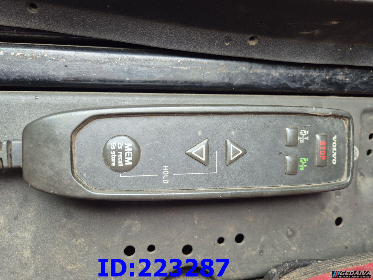 Fahrgestell LKW VOLVO FH13 540HP  - 10 tyre (2pcs. available): das Bild 8