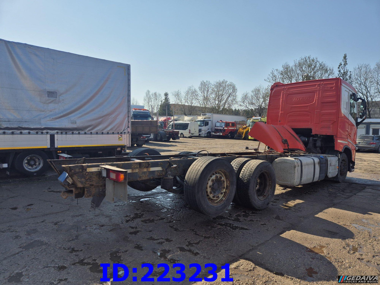 VOLVO FH13 540HP 6X2 Euro6 - Fahrgestell LKW: das Bild 4 VOLVO FH13 540HP 6X2 Euro6 - Fahrgestell LKW: das Bild 4