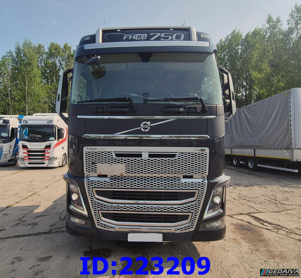 VOLVO FH16 750HP 8x4 Steering axle - Fahrgestell LKW: das Bild 2 VOLVO FH16 750HP 8x4 Steering axle - Fahrgestell LKW: das Bild 2