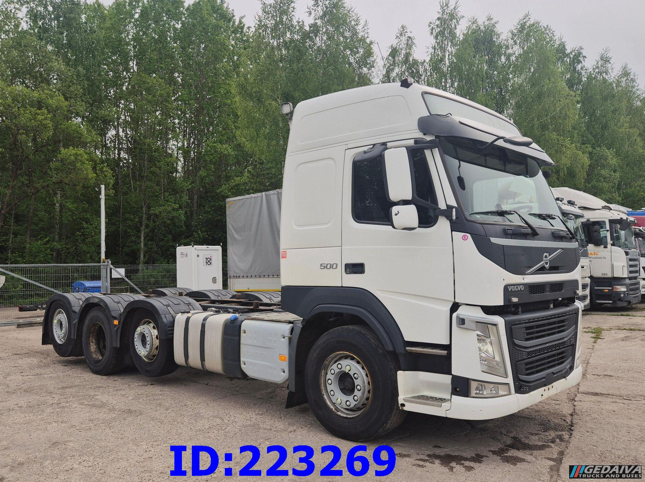 VOLVO FM13 500HP 8x2 (2 steering axels) - Fahrgestell LKW: das Bild 4 VOLVO FM13 500HP 8x2 (2 steering axels) - Fahrgestell LKW: das Bild 4