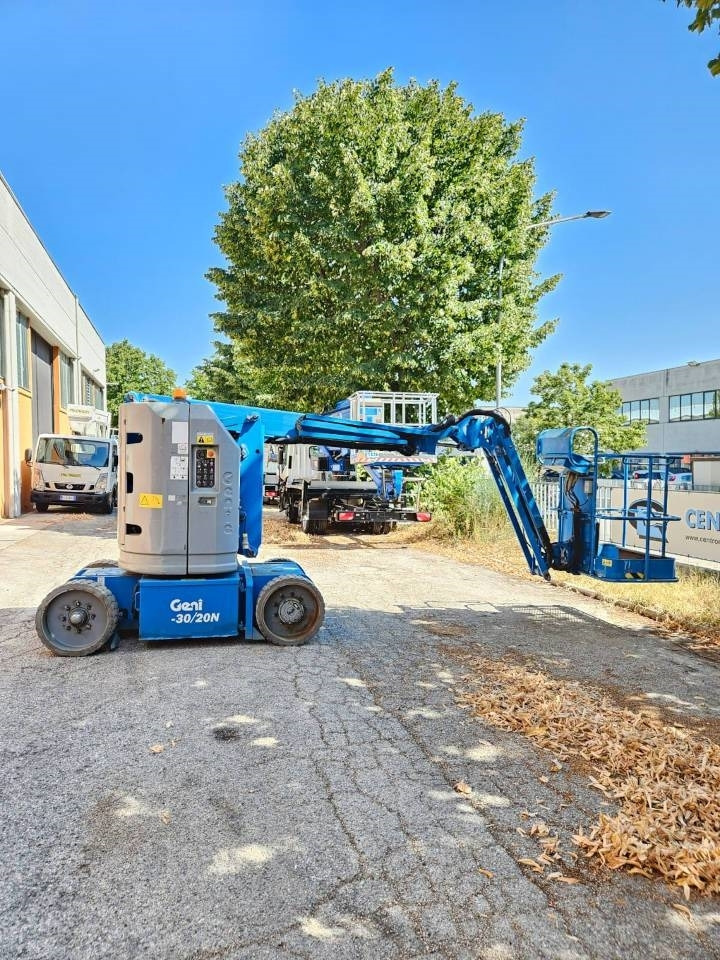 Genie Z 30/20 N RJ - Gelenkarmbühne: das Bild 3 Genie Z 30/20 N RJ - Gelenkarmbühne: das Bild 3