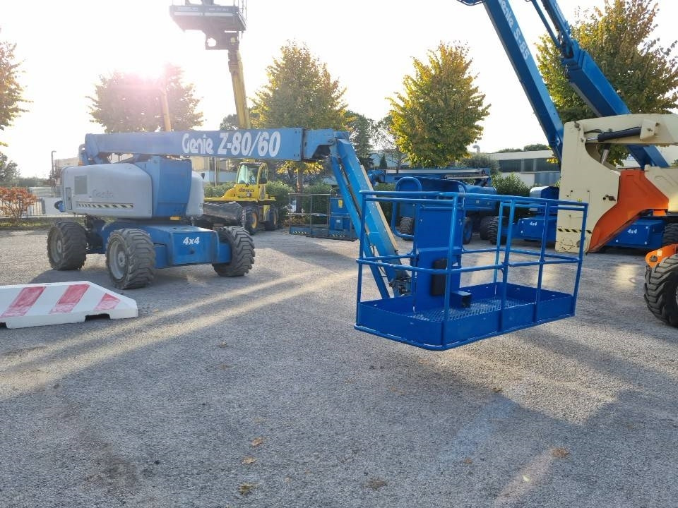 Genie Z 80/60 - Gelenkarmbühne: das Bild 3 Genie Z 80/60 - Gelenkarmbühne: das Bild 3