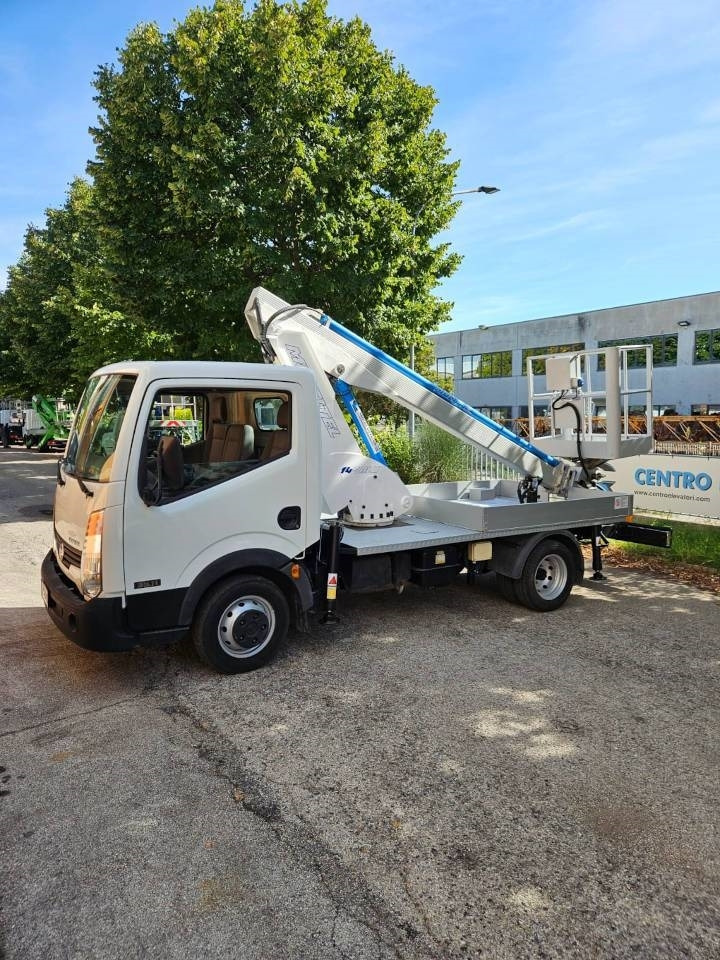 Multitel ALU 145 - LKW mit Arbeitsbühne: das Bild 2 Multitel ALU 145 - LKW mit Arbeitsbühne: das Bild 2