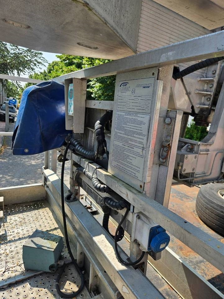 Multitel J328.200 ALU EF - LKW mit Arbeitsbühne: das Bild 2 Multitel J328.200 ALU EF - LKW mit Arbeitsbühne: das Bild 2