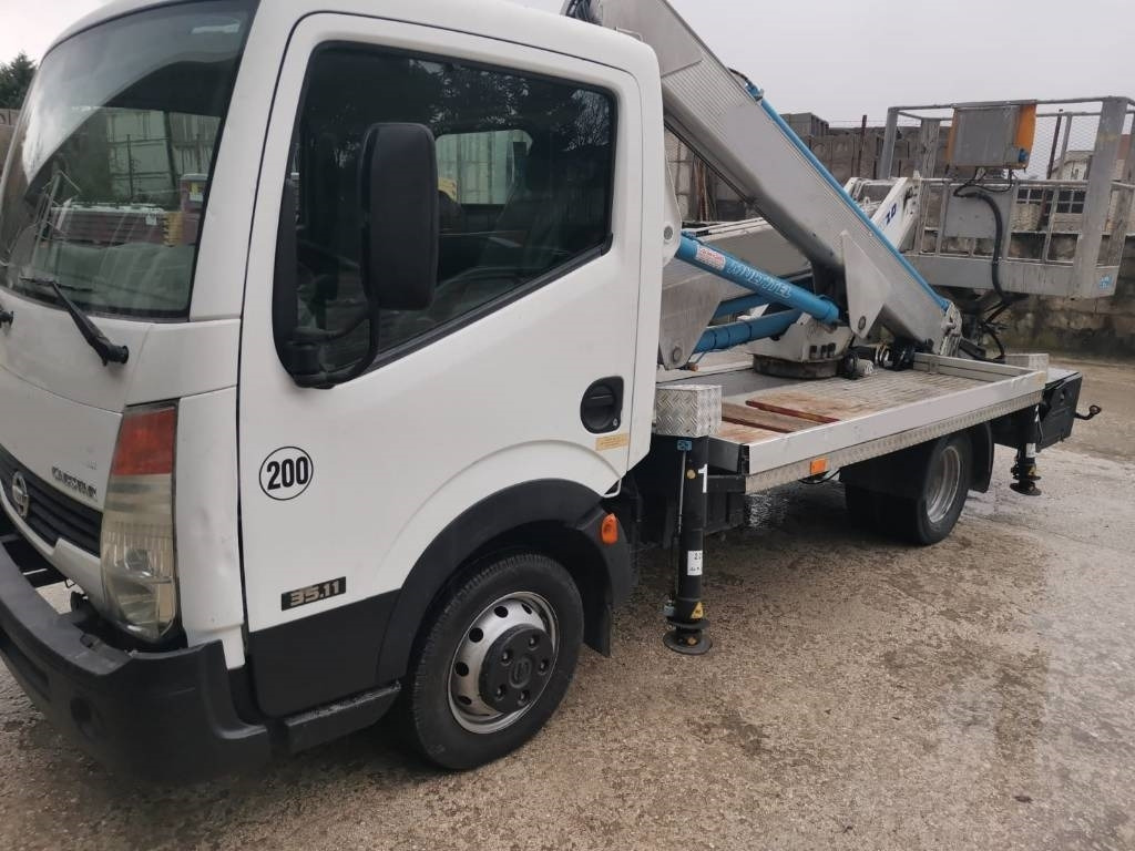 Multitel MX 200 - LKW mit Arbeitsbühne: das Bild 4 Multitel MX 200 - LKW mit Arbeitsbühne: das Bild 4