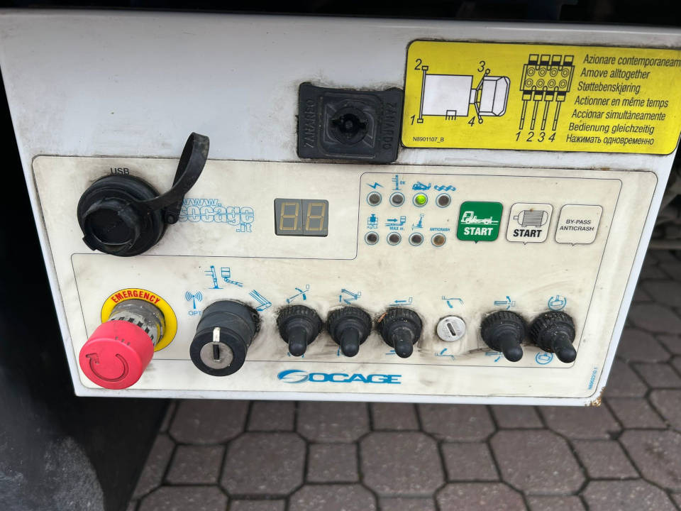 LKW mit Arbeitsbühne SOCAGE 20D: das Bild 15