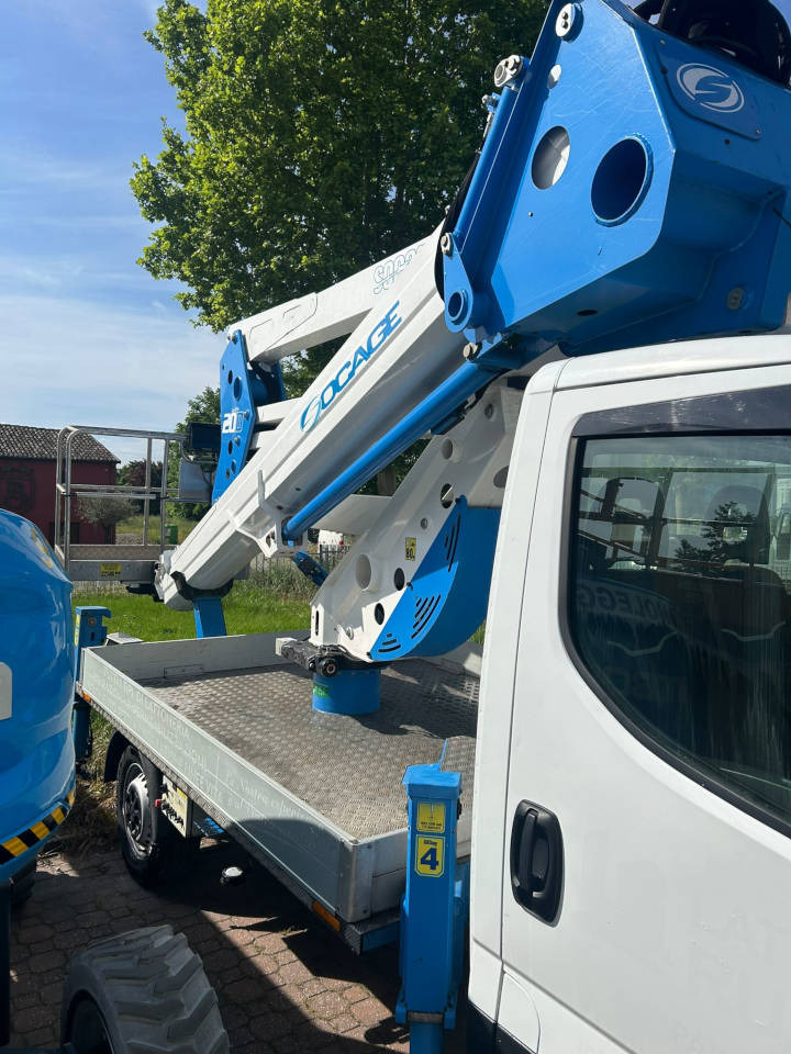 LKW mit Arbeitsbühne SOCAGE 20D: das Bild 8