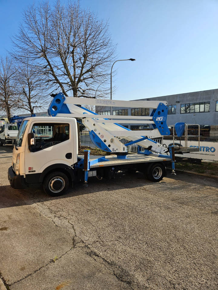 SOCAGE 20D - LKW mit Arbeitsbühne: das Bild 1 SOCAGE 20D - LKW mit Arbeitsbühne: das Bild 1