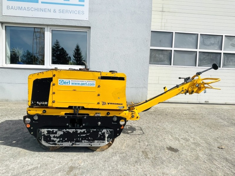 JCB Vibromax Duplex VMD 62 (1244) - Kleine Walze: das Bild 2 JCB Vibromax Duplex VMD 62 (1244) - Kleine Walze: das Bild 2