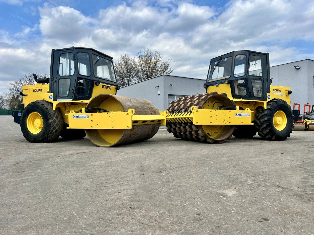 JCB Vibromax W 1402 PD (111495) - Walzenzug: das Bild 1 JCB Vibromax W 1402 PD (111495) - Walzenzug: das Bild 1