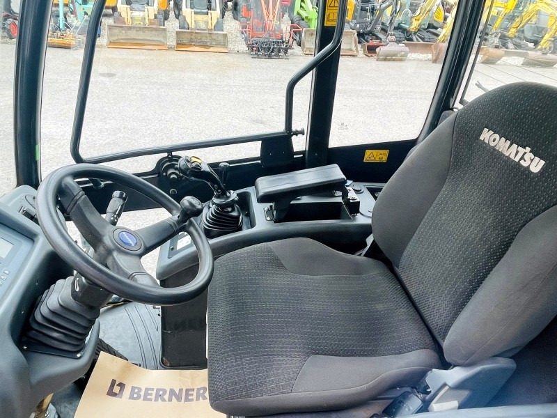 Komatsu WA100M-7 (3823) - Radlader: das Bild 5 Komatsu WA100M-7 (3823) - Radlader: das Bild 5