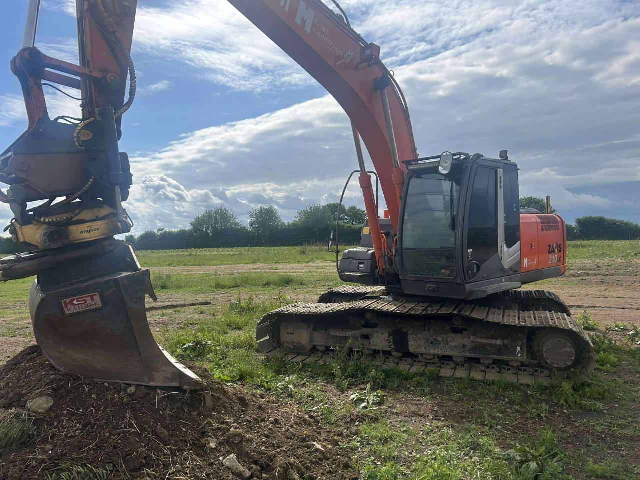 Hitachi ZX210LC-3 - Kettenbagger: das Bild 1 Hitachi ZX210LC-3 - Kettenbagger: das Bild 1