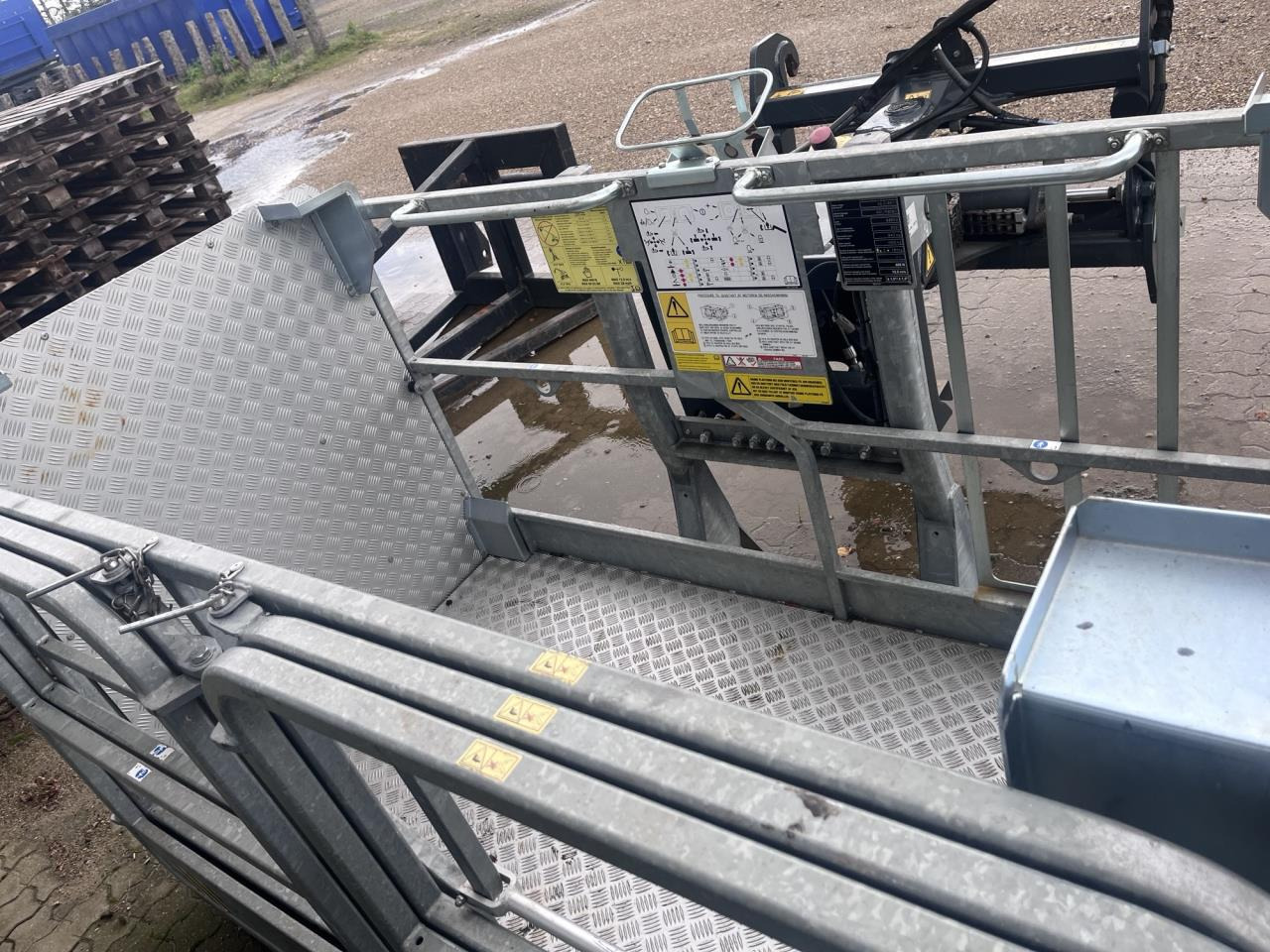 Teleskoplader JCB 555-260R: das Bild 8