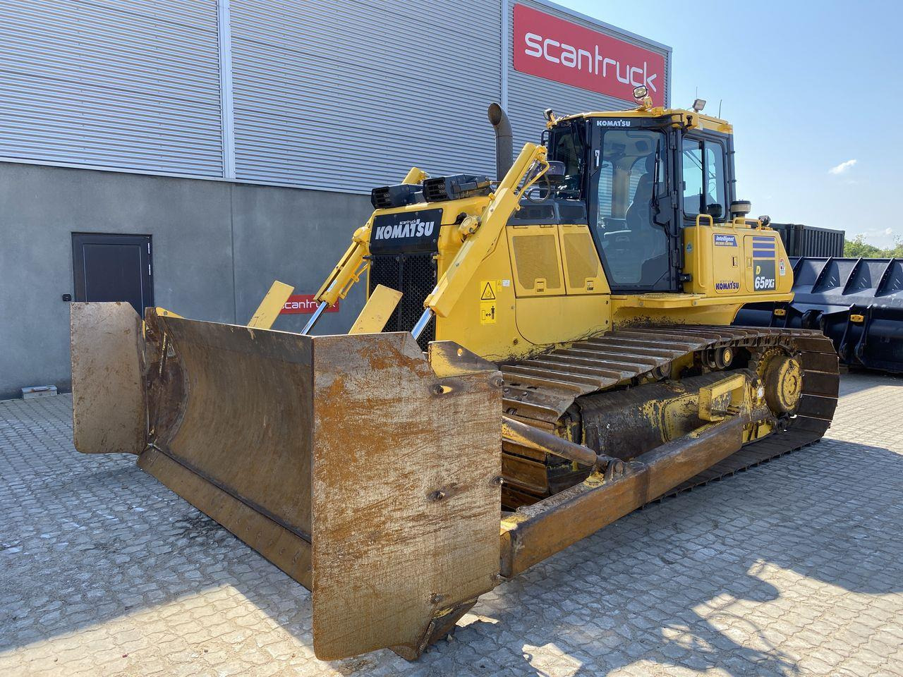 Komatsu D65PXI-18EO - Bulldozer: das Bild 1 Komatsu D65PXI-18EO - Bulldozer: das Bild 1