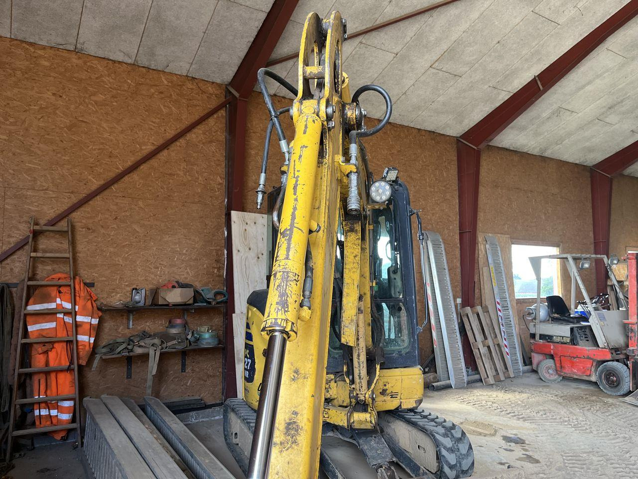 Komatsu PC27MR-2 - Minibagger: das Bild 4 Komatsu PC27MR-2 - Minibagger: das Bild 4