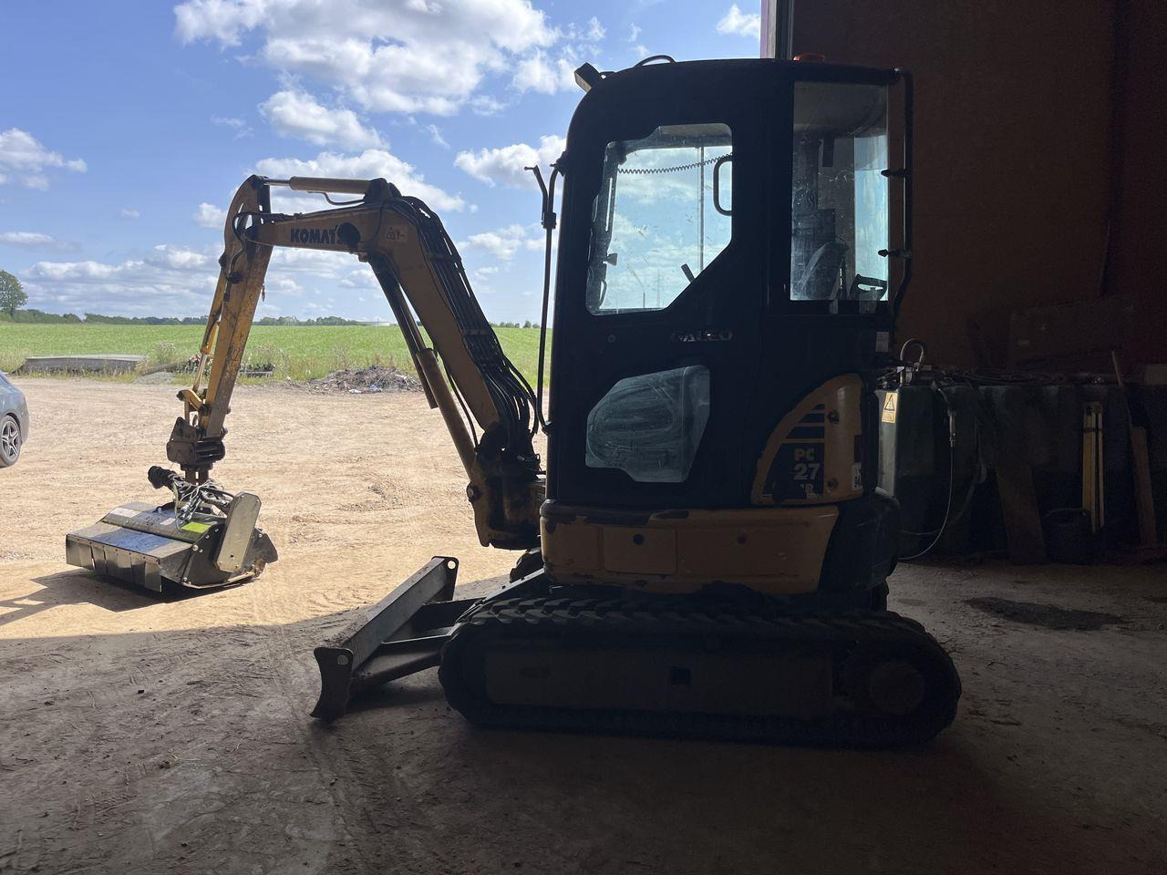 Komatsu PC27MR-2 - Minibagger: das Bild 3 Komatsu PC27MR-2 - Minibagger: das Bild 3