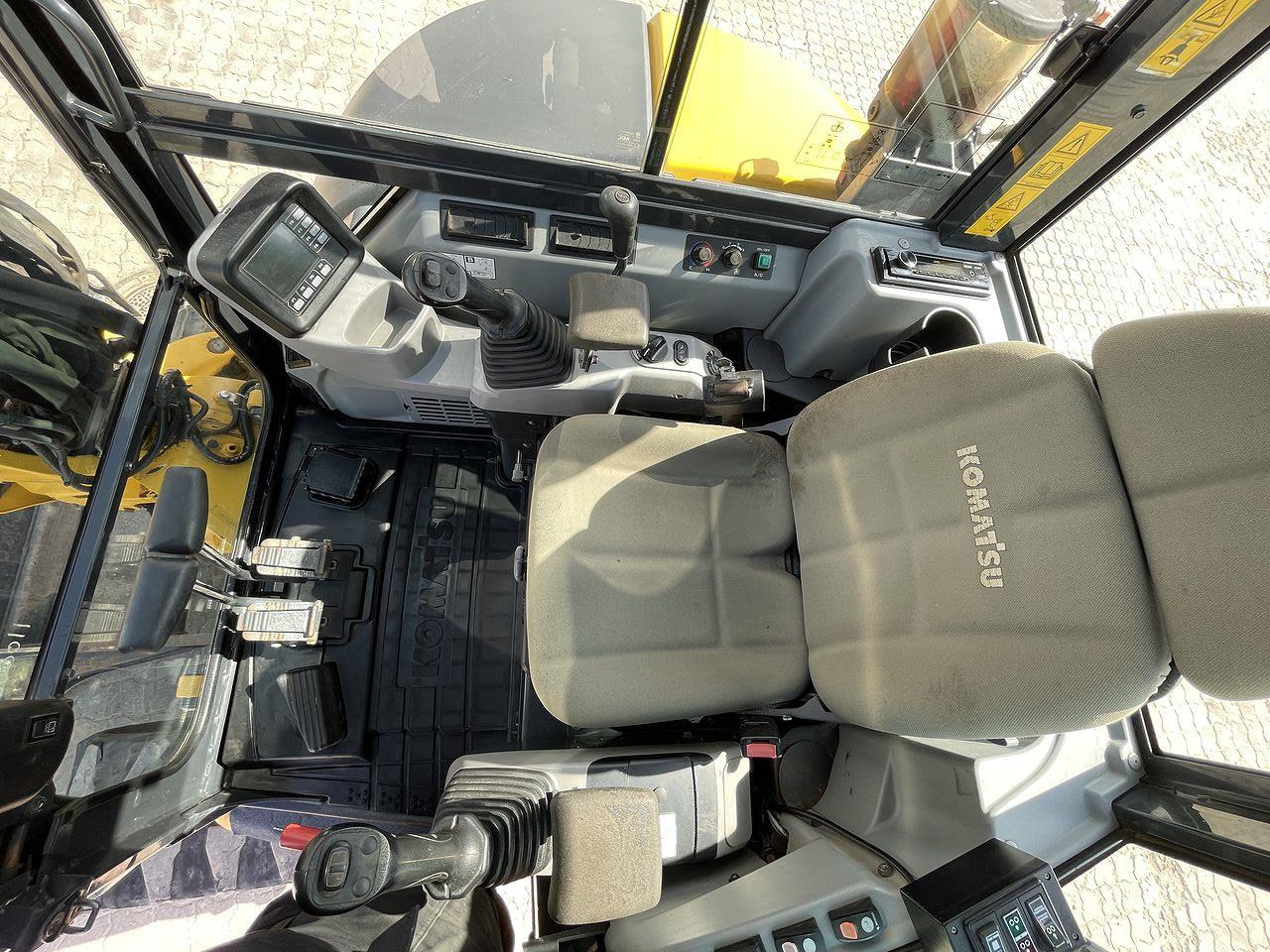 Komatsu PC55MR-5 - Minibagger: das Bild 3 Komatsu PC55MR-5 - Minibagger: das Bild 3