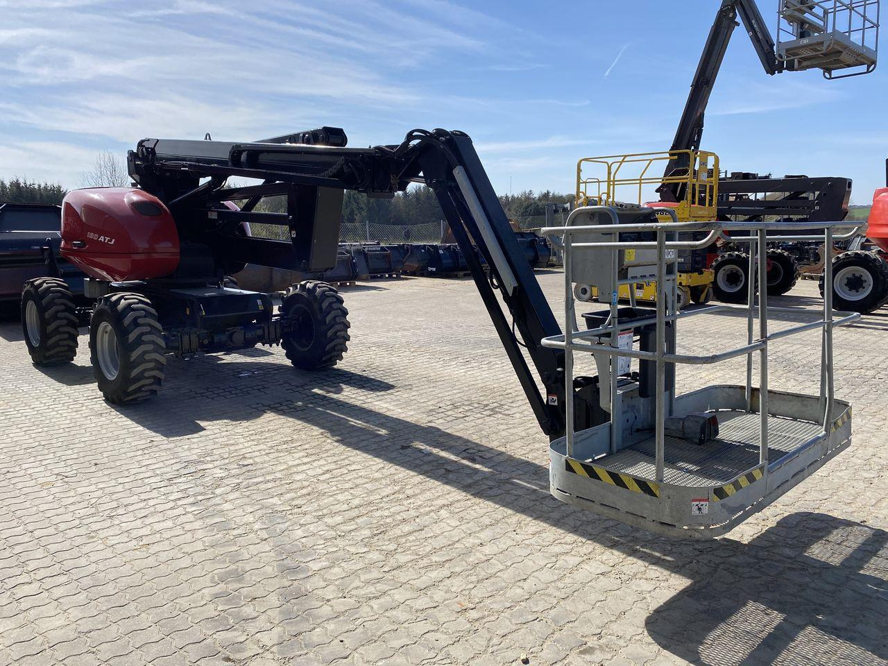 Manitou 180ATJ 2 RC - Gelenkarmbühne: das Bild 5 Manitou 180ATJ 2 RC - Gelenkarmbühne: das Bild 5