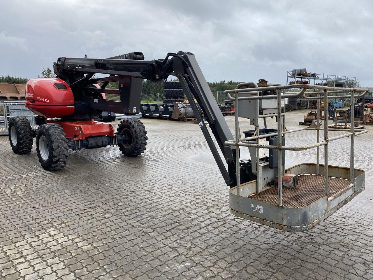 Manitou 180ATJ RC - Gelenkarmbühne: das Bild 5 Manitou 180ATJ RC - Gelenkarmbühne: das Bild 5