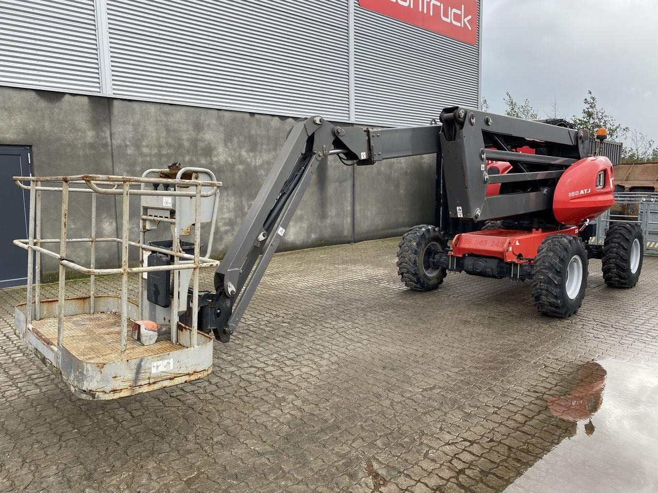 Manitou 180ATJ RC - Gelenkarmbühne: das Bild 1 Manitou 180ATJ RC - Gelenkarmbühne: das Bild 1
