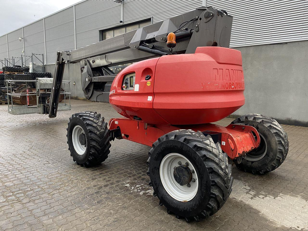 Manitou 200ATJ RC - Gelenkarmbühne: das Bild 2 Manitou 200ATJ RC - Gelenkarmbühne: das Bild 2