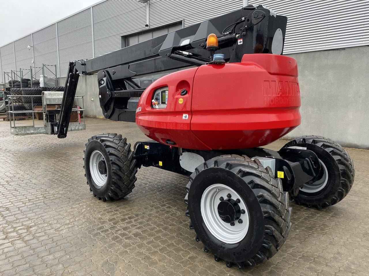 Manitou 200ATJ RC - Gelenkarmbühne: das Bild 2 Manitou 200ATJ RC - Gelenkarmbühne: das Bild 2